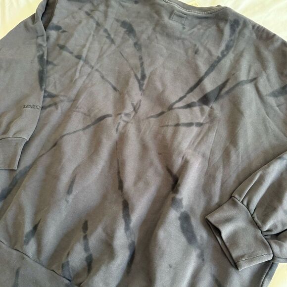 Levi's Men's Charcoal Crewneck Sweater - Picture 9 of 11